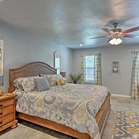 Modern Retreat With Gas Grill - Walk To Lake Texoma! Kingston 外观 照片
